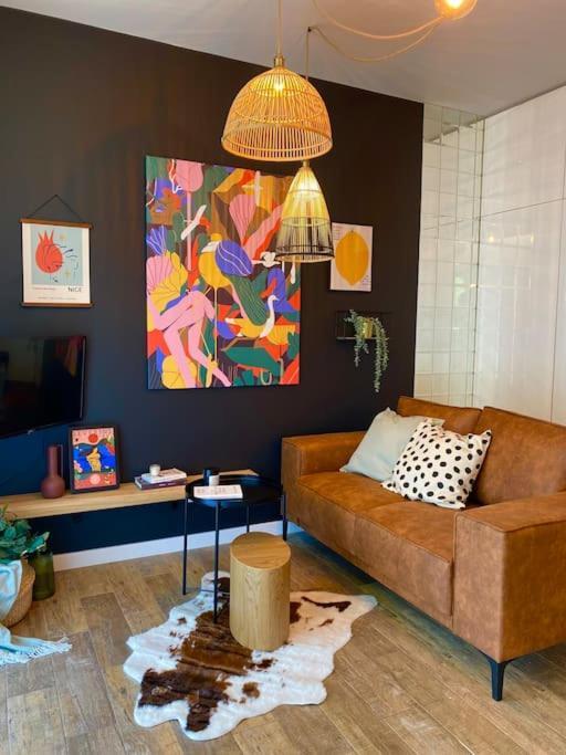 Ferienwohnung Smart Art :) Z Bezplatnym Parkingiem Podziemnym Kielce Exterior foto